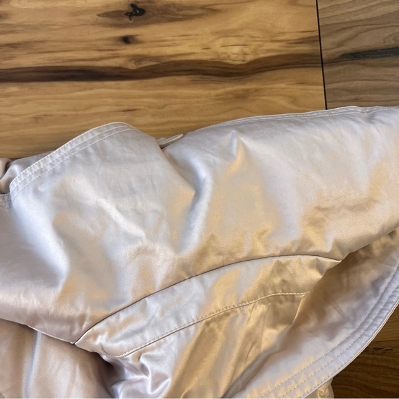 BEBE Womens Trench coat Sz S classic fairy work school, going out, shiny beige - Picture 5 of 16